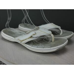 Clarks Collection Thong Sandals Womens 10 White Comfort Cushioned Arch Support